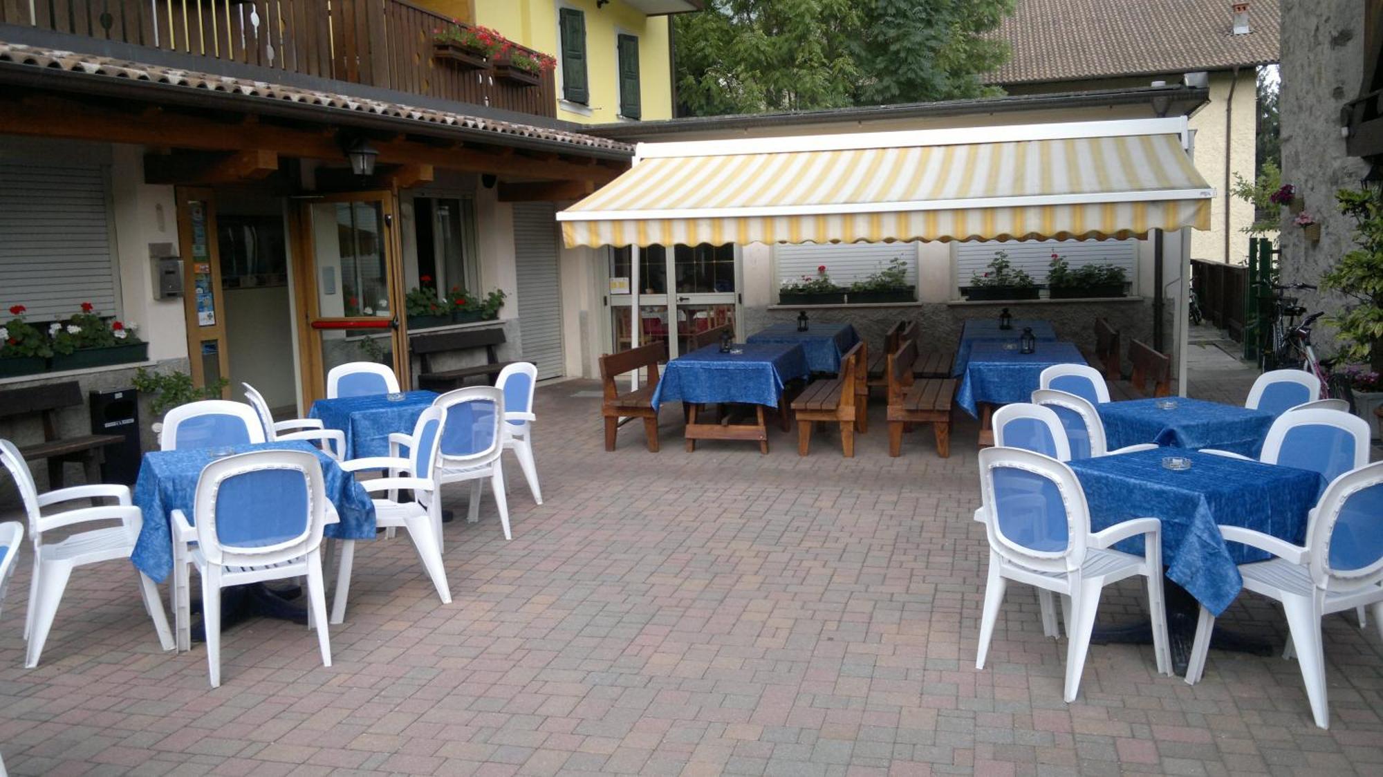 Albergo Maggiorina Bezzecca Exterior photo